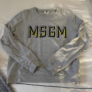 MSGM crewneck. Excellent condition. Work twice. Size L